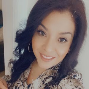 Meet your Posher, Isabel